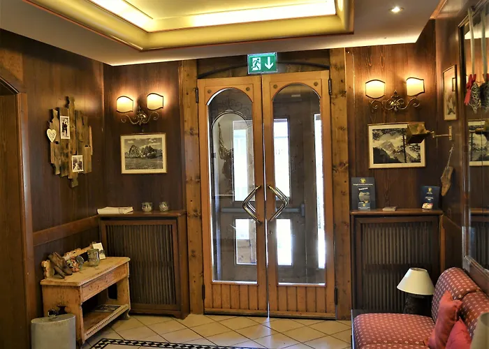 Serena CortinaAlbergo